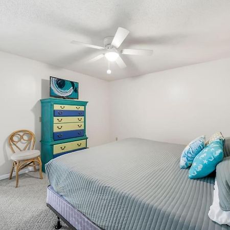 New! Steps To White Sand Beaches! Pool & Grill! 2Br 2Ba パナマシティービーチ エクステリア 写真