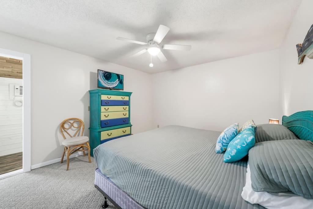 New! Steps To White Sand Beaches! Pool & Grill! 2Br 2Ba パナマシティービーチ エクステリア 写真