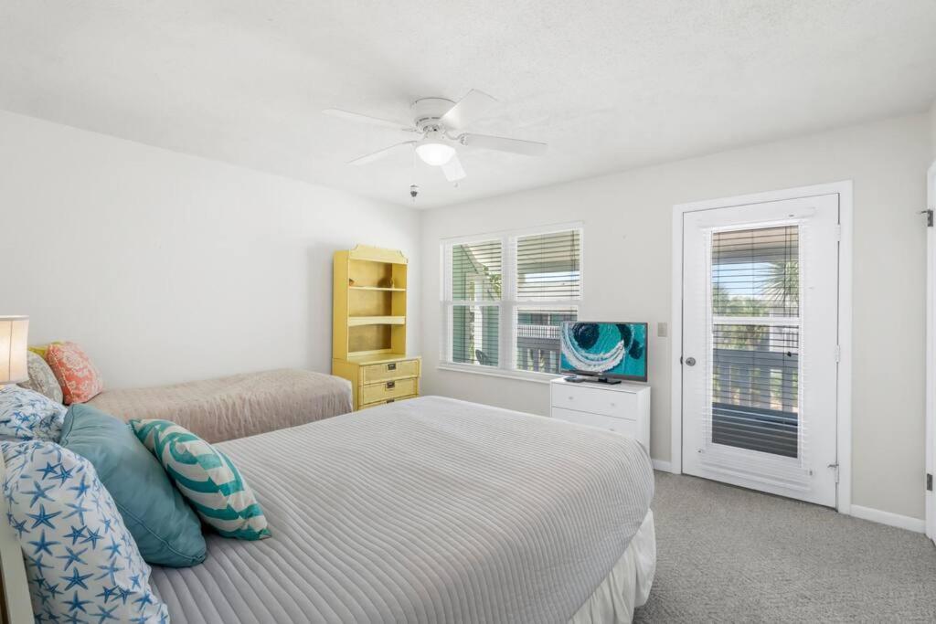 New! Steps To White Sand Beaches! Pool & Grill! 2Br 2Ba パナマシティービーチ エクステリア 写真