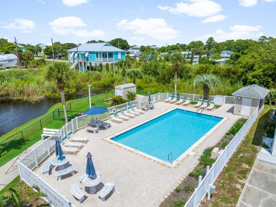 New! Steps To White Sand Beaches! Pool & Grill! 2Br 2Ba パナマシティービーチ エクステリア 写真