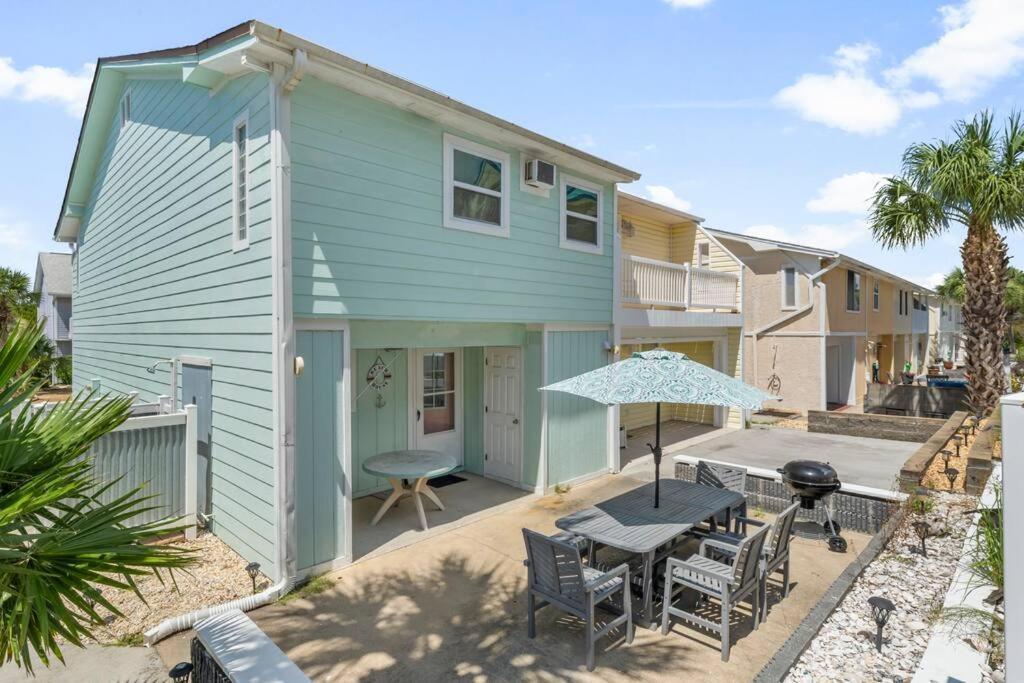New! Steps To White Sand Beaches! Pool & Grill! 2Br 2Ba パナマシティービーチ エクステリア 写真